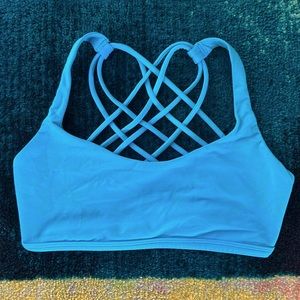 Lululemon Free to Be Sportsbra